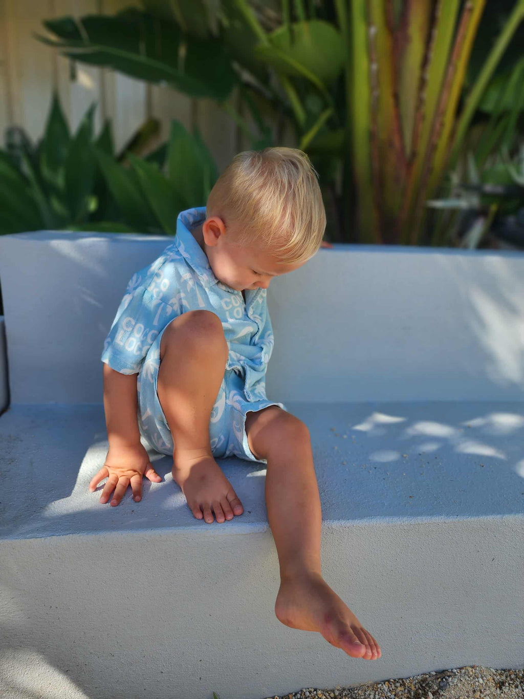 Boys light blue and white palm tree fashion clothing set.